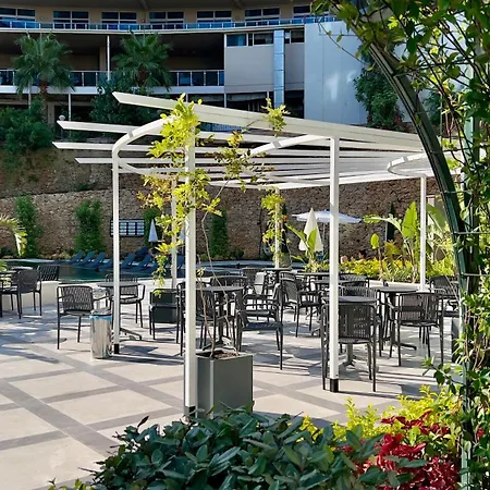 Liga6768 посуточная аренда 2-комнатной квартиры в комплексе со зоной 150 м от пляжа, тосмур