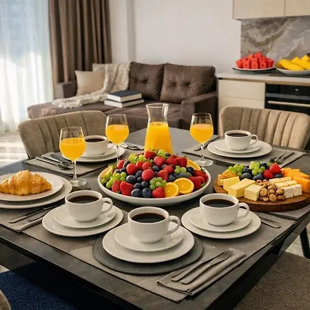 Apartment посуточная аренда 2-комнатной квартиры в комплексе со зоной 150 м от пляжа, тосмур Alanya