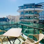 6768 посуточная аренда 2-комнатной квартиры в комплексе со зоной 150 м от пляжа, тосмур Apartmán Alanya